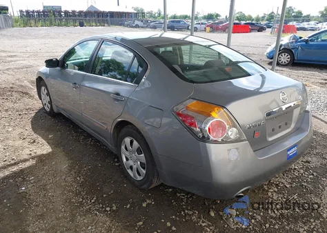 2009 Nissan Altima 2.5 S z USA, uszkodzony, nr VIN 1N4AL21EX9N537241